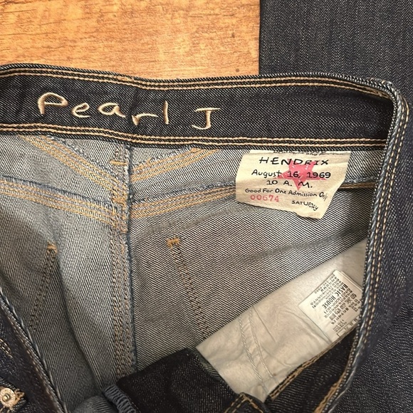 Pear J Dark Vintage Wash Mid Rise Boot Cut Frayed Hem Jeans Pocket Detail GG - Picture 3 of 4